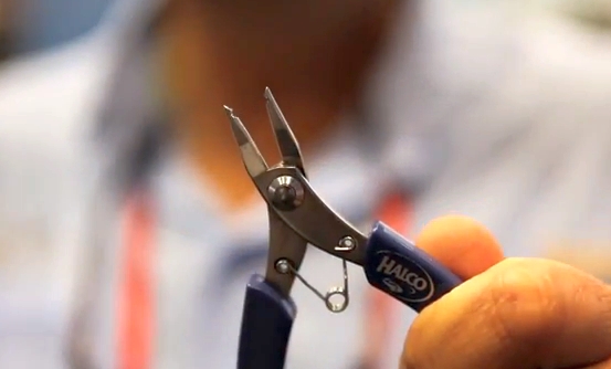 VIDEO: Halco Fish Ring Pliers